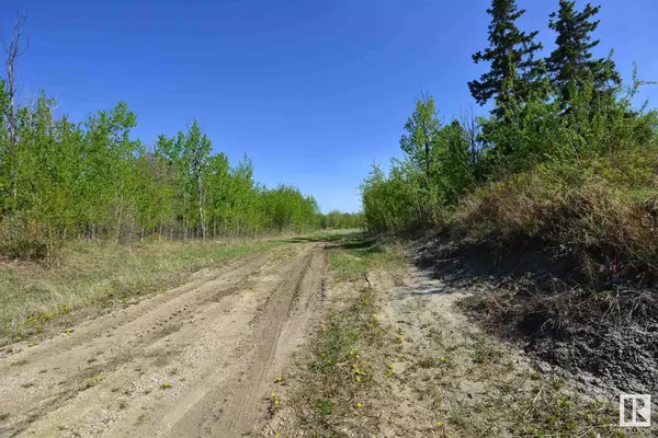 Rural Lac Ste. Anne County, AB T0E 1V0,Hwy 642 Range Road 15