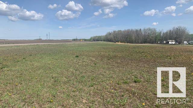 Rural Parkland County, AB T7Y 2X4,27504 Twp. Rd. 520A