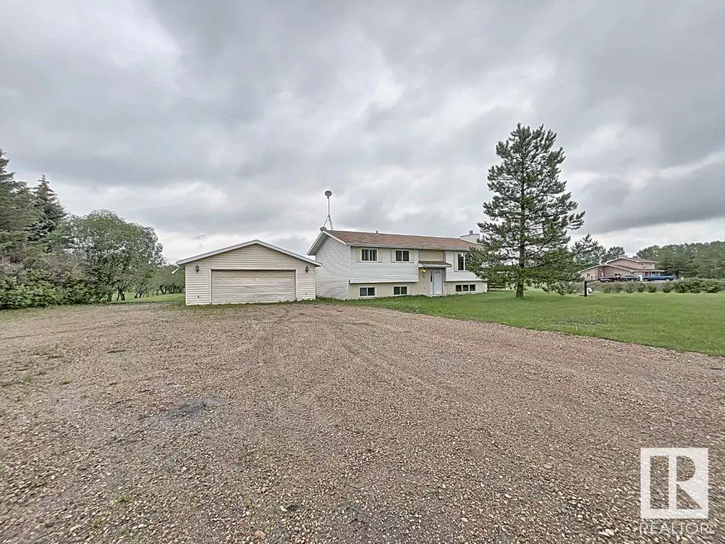 Rural Strathcona County, AB T8C 1A4,50 52349 RGE RD 222