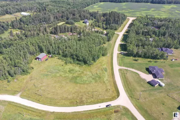 Rural Lac Ste. Anne County, AB T0E 1V2,54406 RGE RD 15