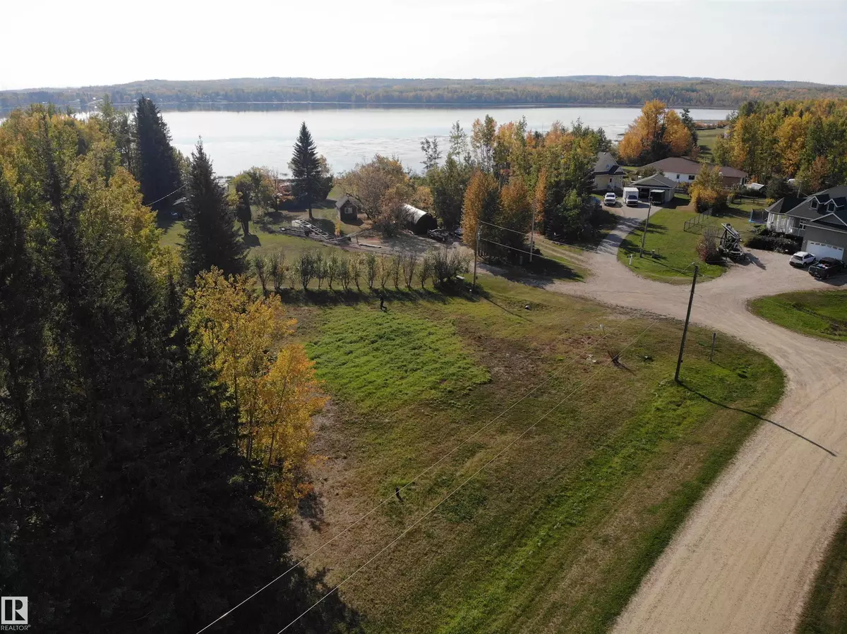 Rural Lac Ste. Anne County, AB T0E 0T0,401 53414 RGE RD 62