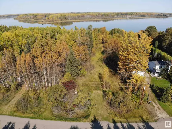 Rural Lac Ste. Anne County, AB T0E 0L0,86 4418 HWY 633