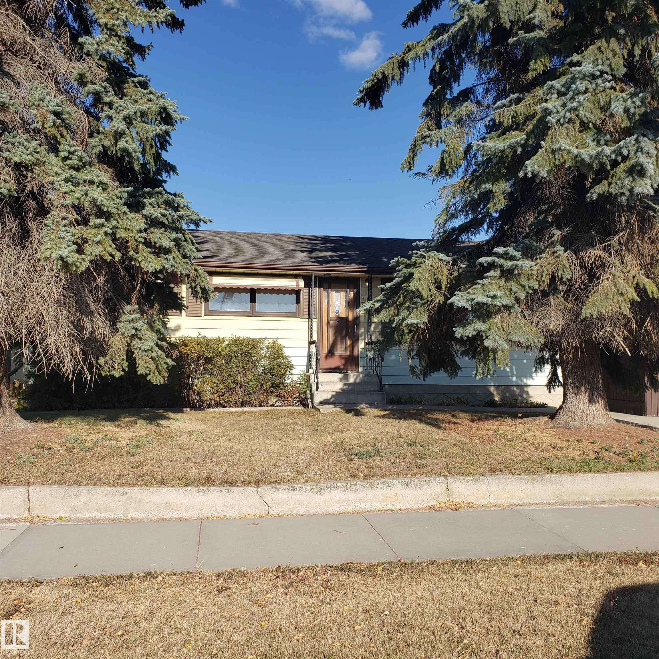4526 51 AV,  St. Paul Town,  AB T0A 3A2