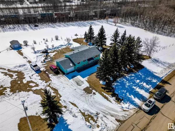 Rural Strathcona County, AB T8G 1B9,61 52307 RGE RD 213