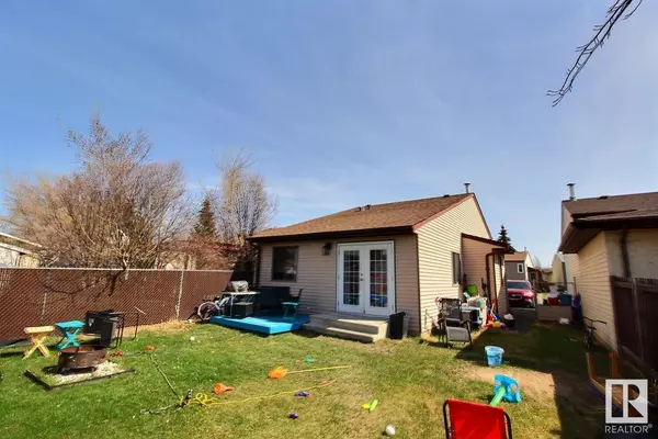 Devon, AB T9G 1T4,53 PIPESTONE DR