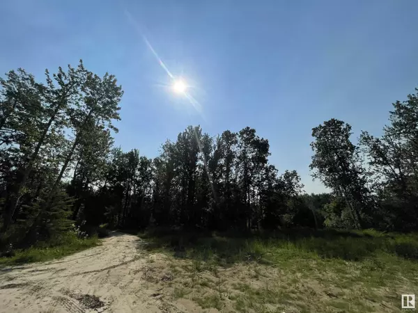 Rural Parkland County, AB T7Y 1C8,6 26320 TWP RD 514