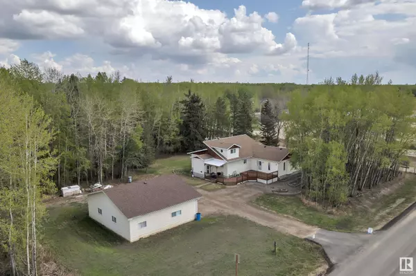 Rural Wetaskiwin County, AB T0C 2P0,5102 39 ST