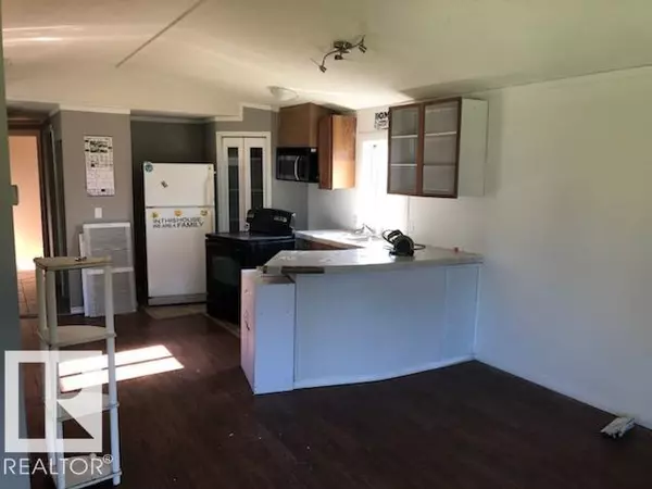 Busby, AB T0G 0H0,5004 49 AV