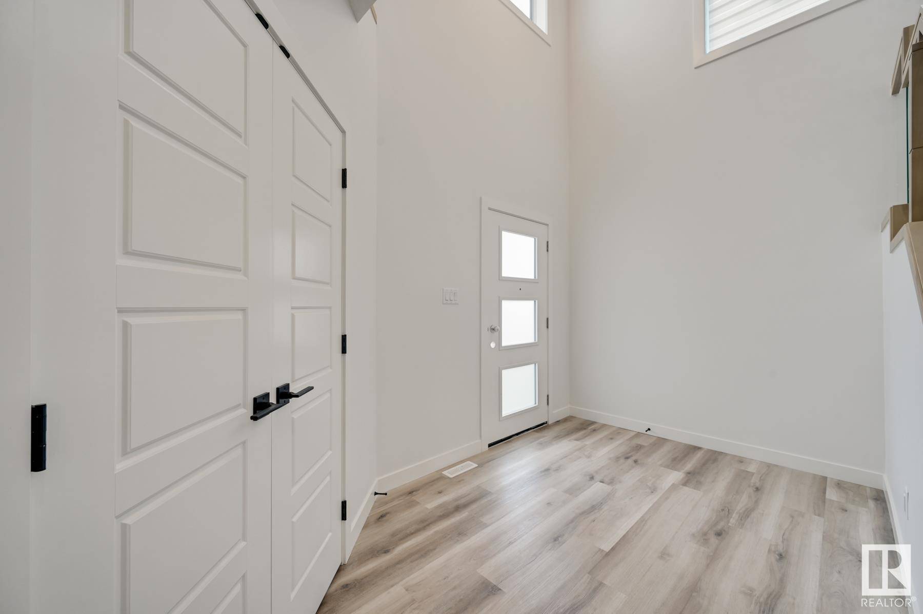 Fort Saskatchewan, AB T8L 0Y4,333 Meadowview DR