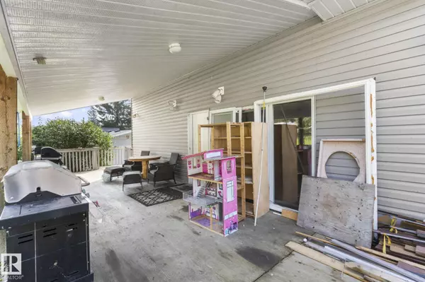 Rural Lac Ste. Anne County, AB T0E 0L0,222 Oscar Wikstrom Drive