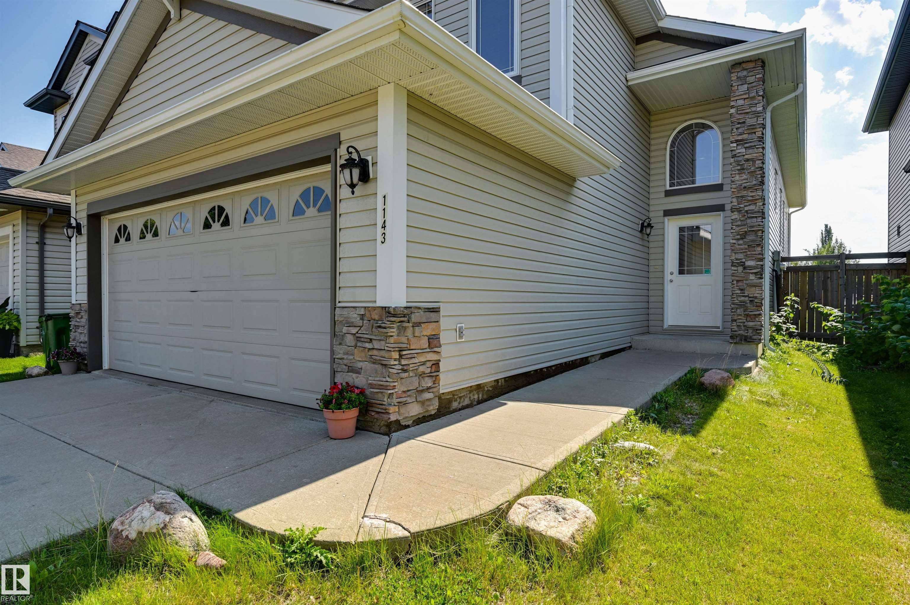 Edmonton, AB T6W 1W6,1143 115 ST SW