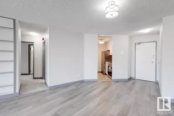 Edmonton, AB T5K 1W8,#1107 10045 117 ST NW