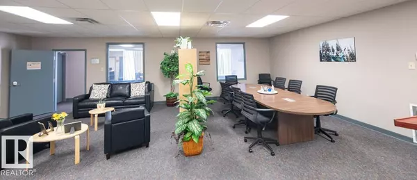 Edmonton, AB T6E 0A9,#204 9730 54 AV NW