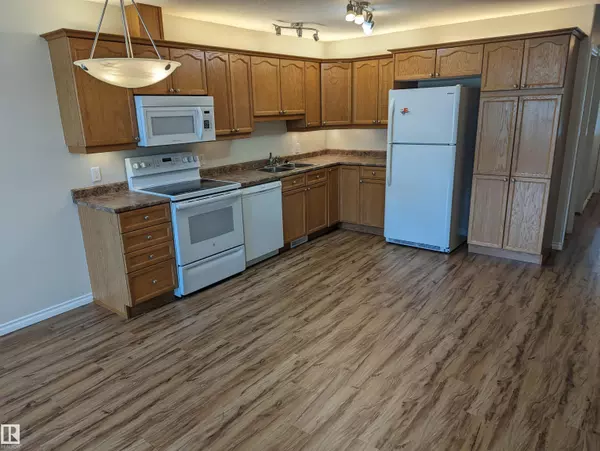 Legal, AB T0G 1L0,4906 49 ST