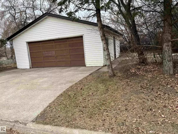 Vegreville, AB T9C 1T9,5629 53 ST