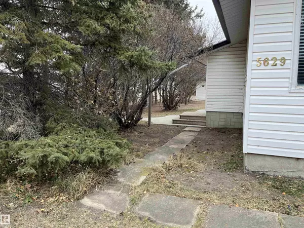 Vegreville, AB T9C 1T9,5629 53 ST