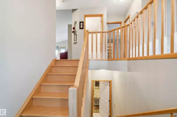 Fort Saskatchewan, AB T8L 4J4,122 BRIDGEVIEW DR