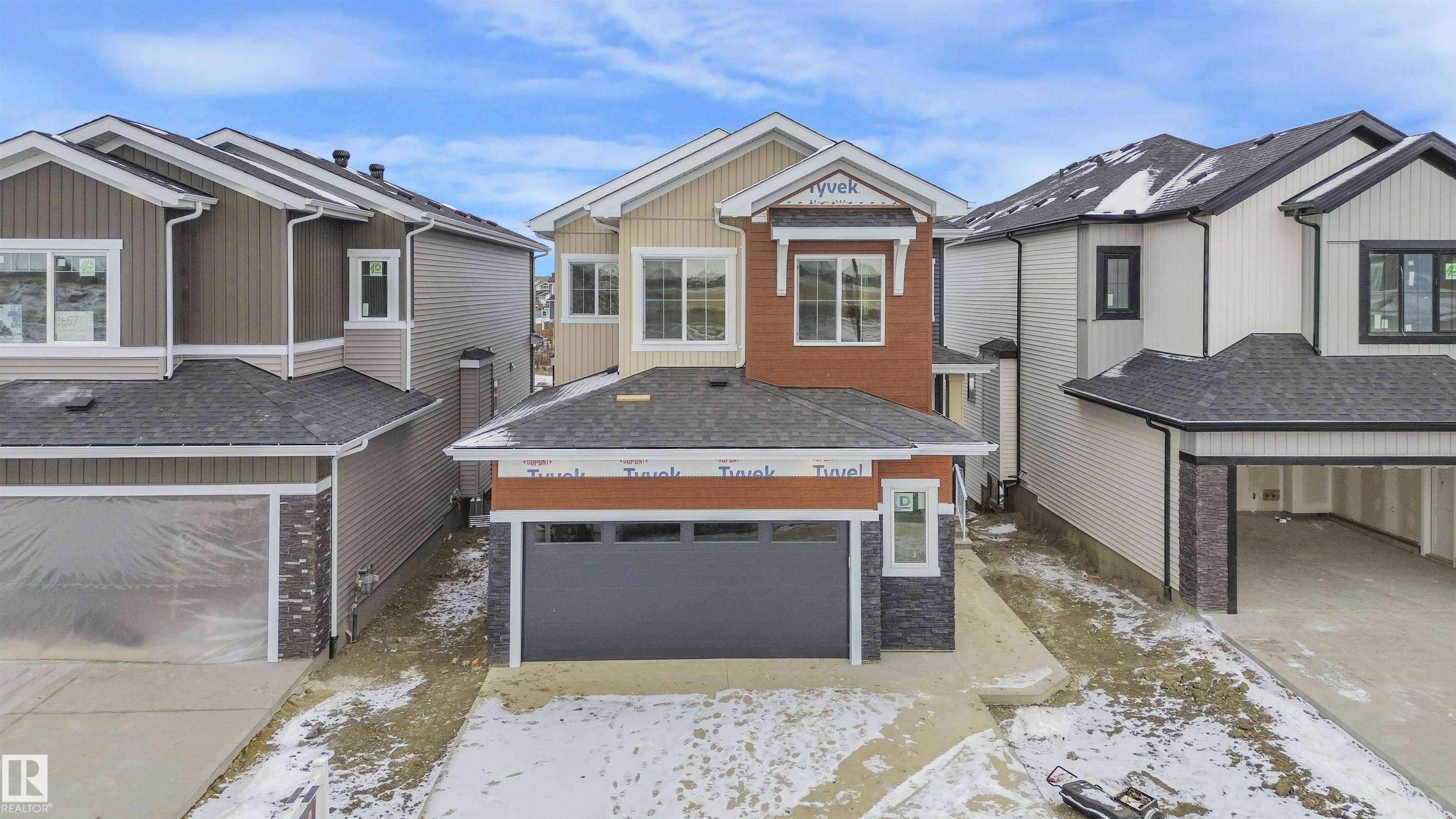 16516 20 AV SW, Edmonton, AB T6W 5K1