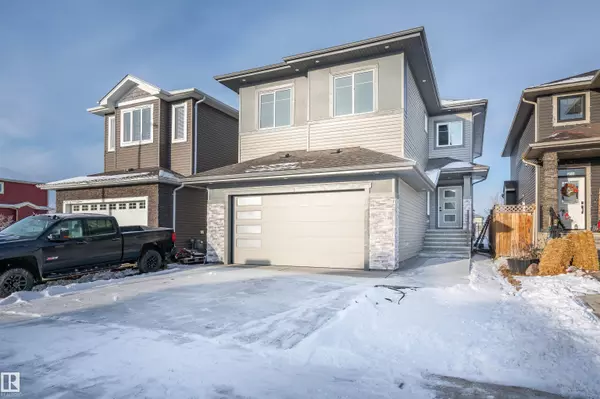 Fort Saskatchewan, AB T8L 0L5,154 WOODHILL LN