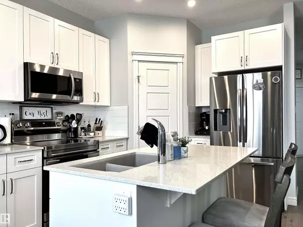 Fort Saskatchewan, AB T8L 4E8,33 DAWSON AV