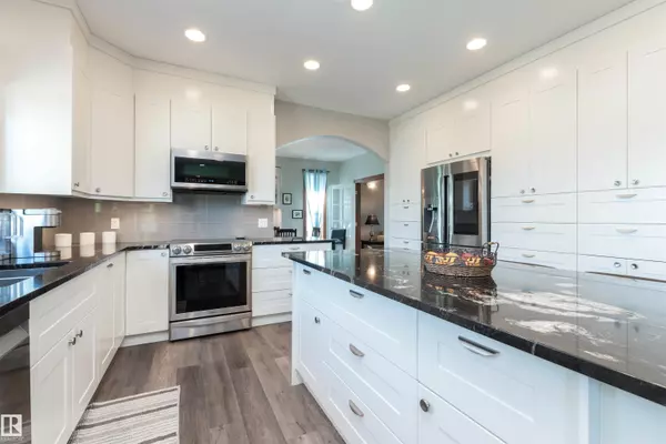 Rural Strathcona County, AB T8B 1C9,#18 52304 RGE RD 233