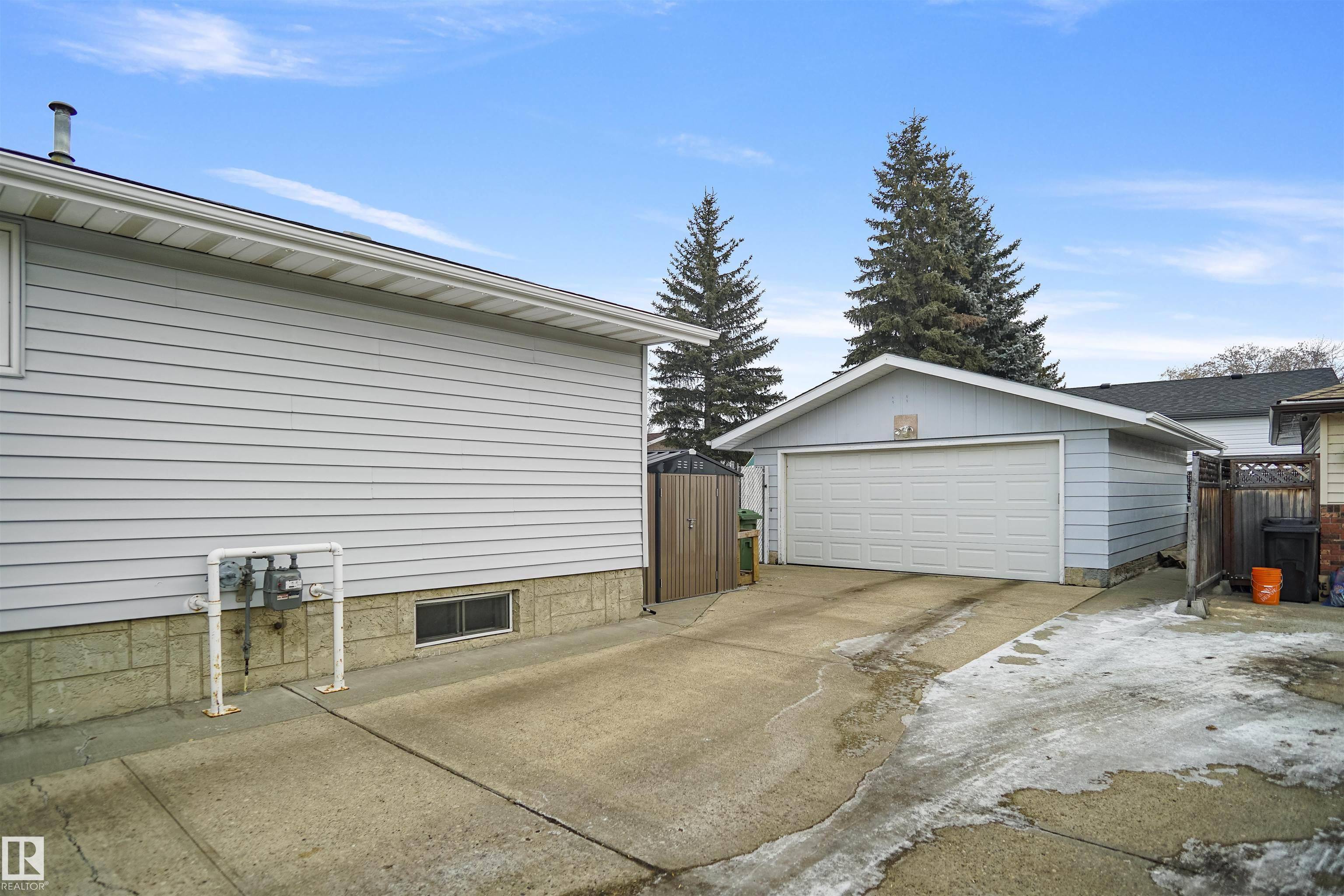 Fort Saskatchewan, AB T8L 1E1,8729 95A AV