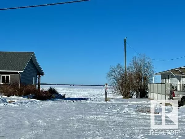 Rural Lac Ste. Anne County, AB T0E 0A0,5019 57 ST