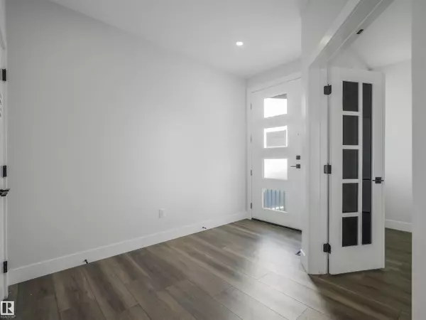 Fort Saskatchewan, AB T8L 0Z8,Address not disclosed