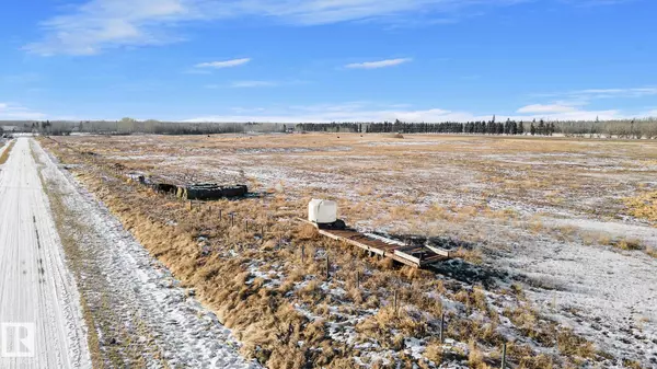 Rural Lamont County, AB T0B 4J0,531066A Range Road 195