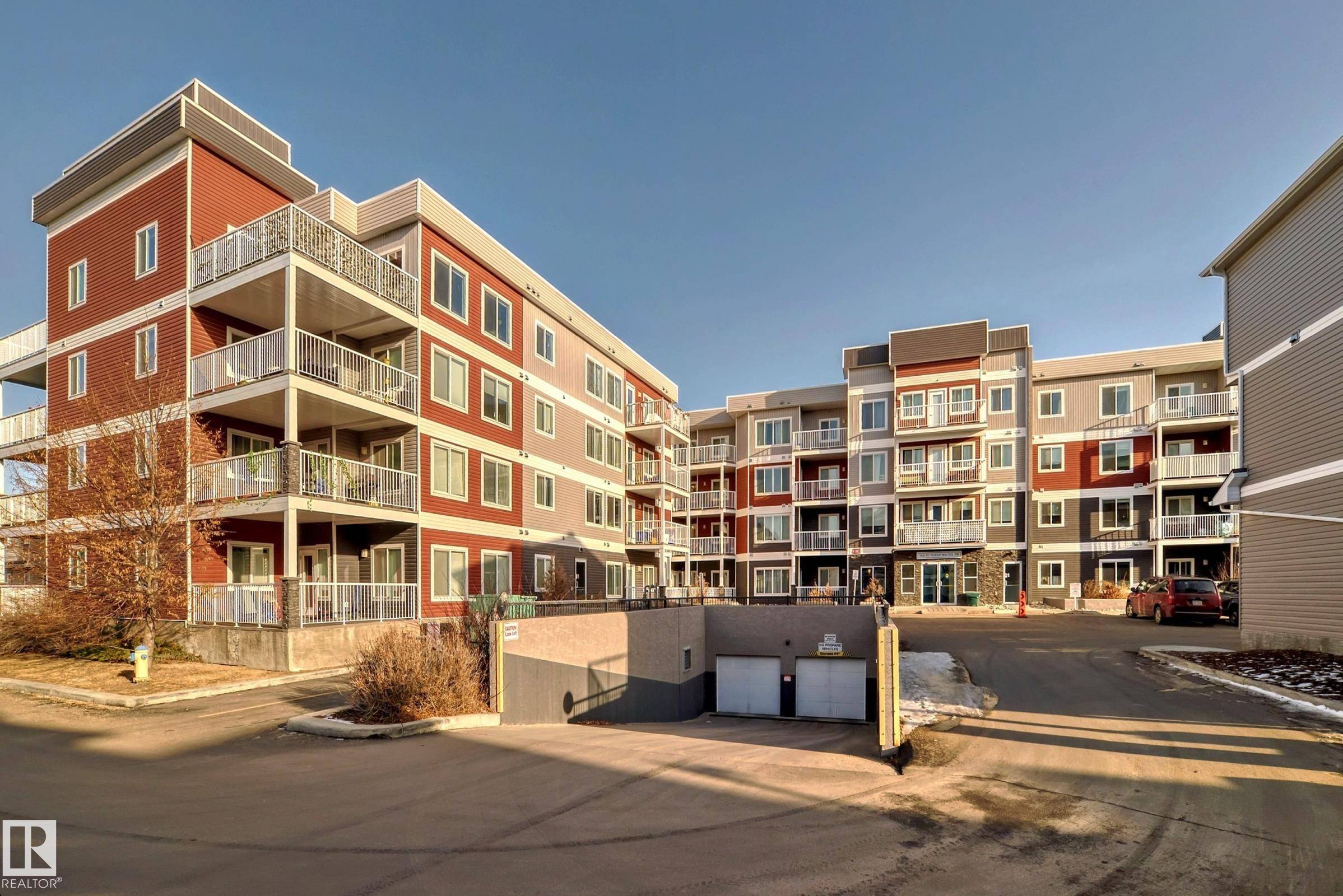 Edmonton, AB T6W 2K6,#202 1820 RUTHERFORD RD SW