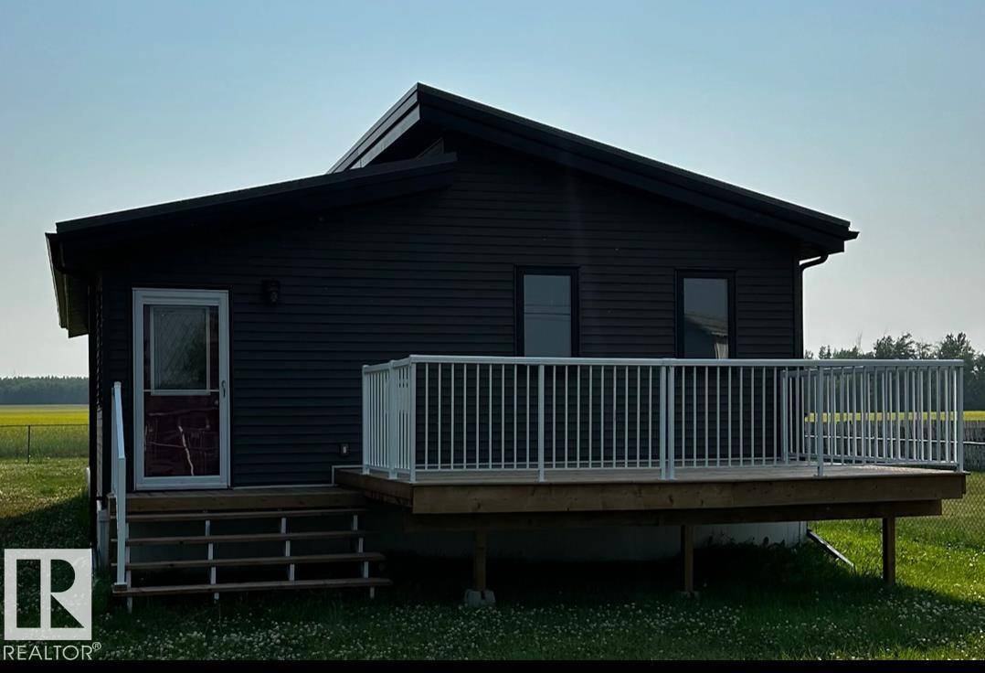Rural Lac Ste. Anne County, AB T0E 0A0,6507 50 AV