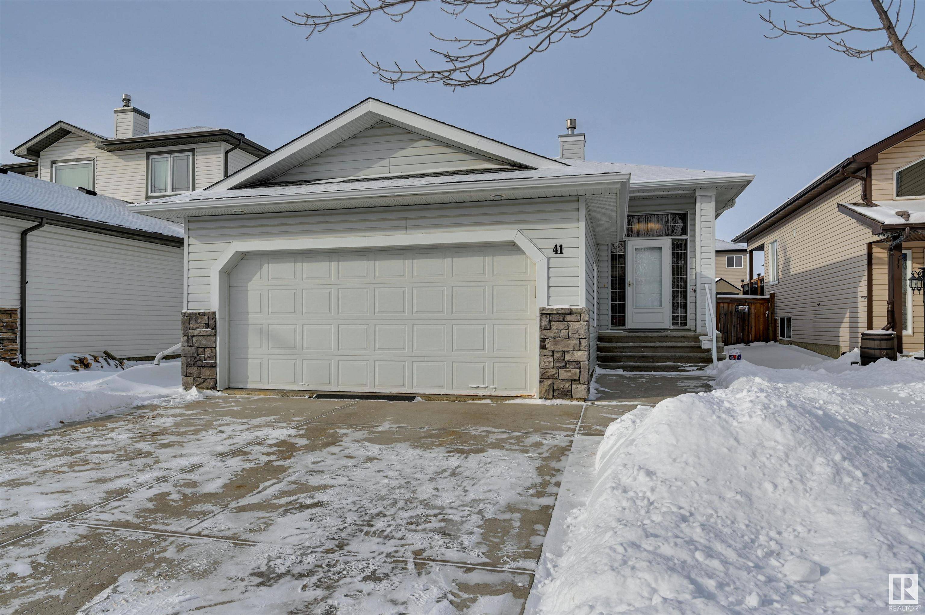 Spruce Grove, AB T7X 4N1,41 LAMPLIGHT DR