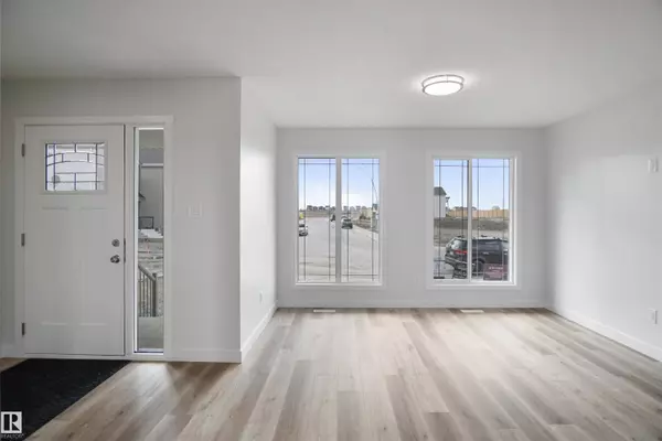 Edmonton, AB T5Y 4G1,17307 6 ST NE