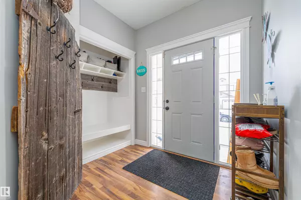 Fort Saskatchewan, AB T8L 0H4,40 CARAGANA WY