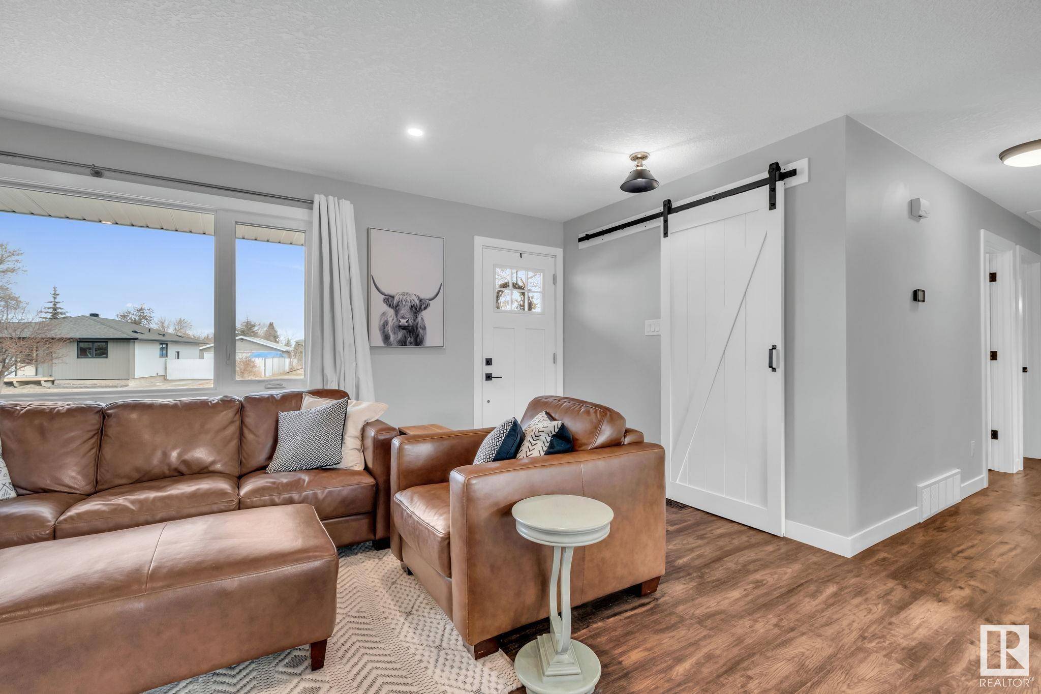 Sherwood Park, AB T8A 0B4,7 FLAMINGO DR