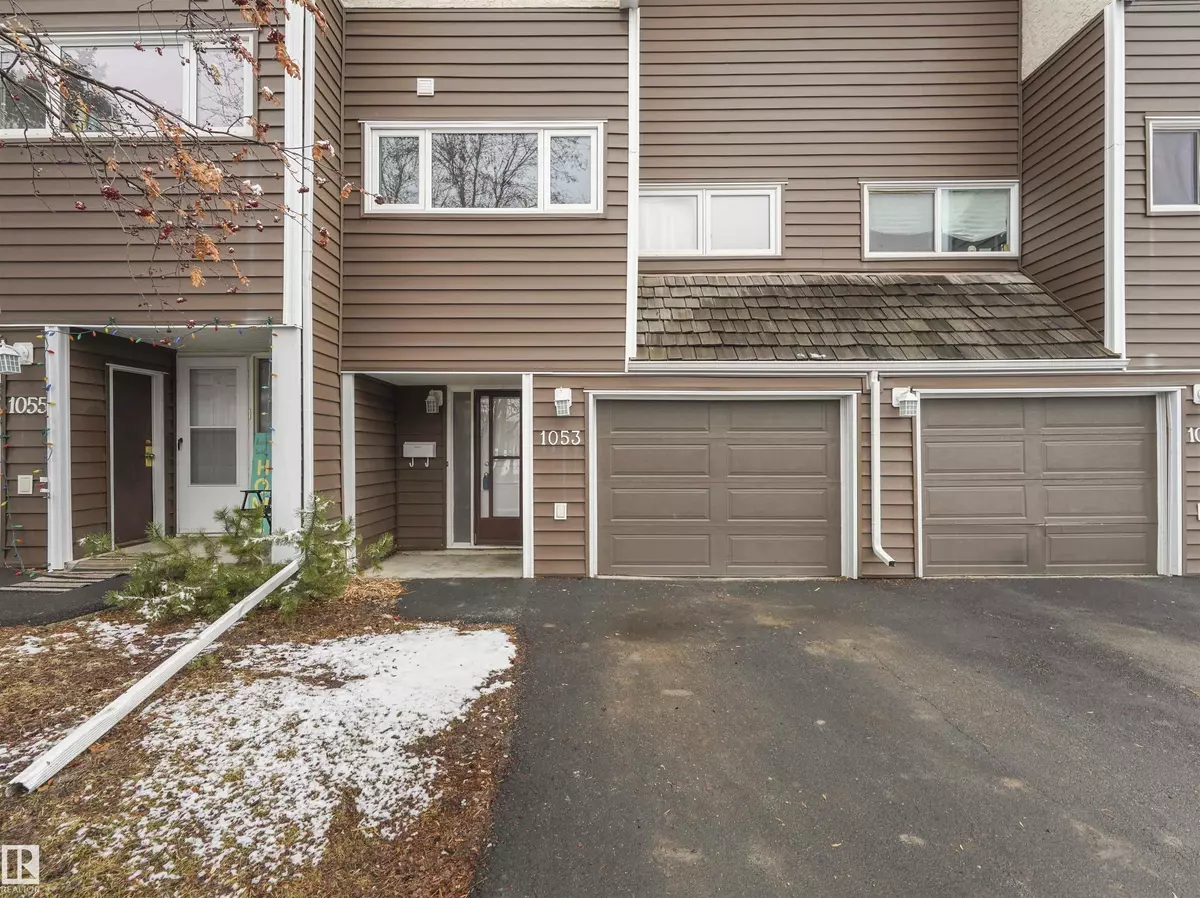 Edmonton, AB T6K 1W1,1053 MILLBOURNE RD E NW