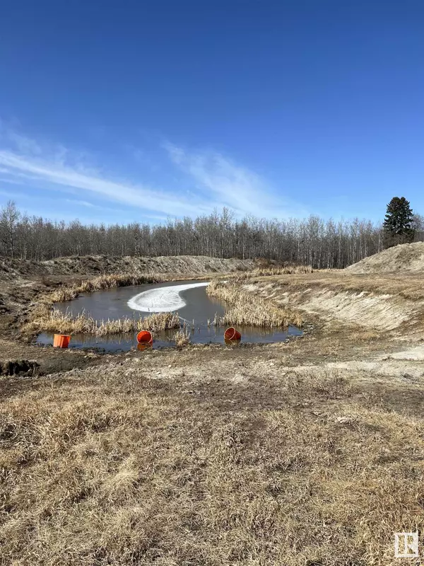 Rural Sturgeon County, AB T8R 1L9,Township 582 Range Road 234