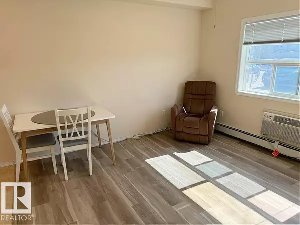 Fort Saskatchewan, AB T8L 4R6,#129 8802 SOUTHFORT DR