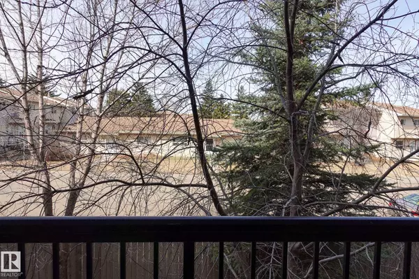 Edmonton, AB T5A 0P8,#232 1180 HYNDMAN RD NW