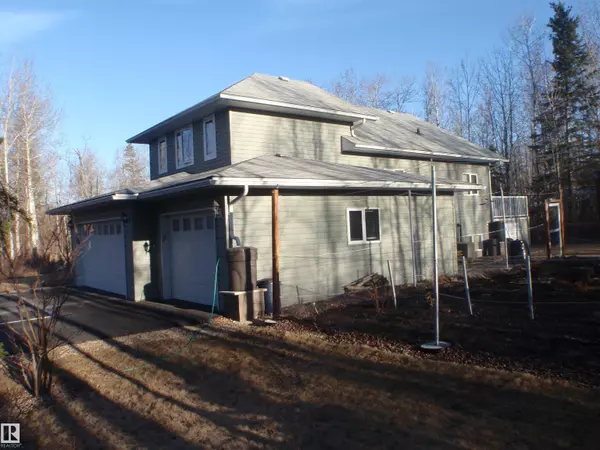 Rural Barrhead County, AB T7N 1N4,702 57304 Range Rd 25