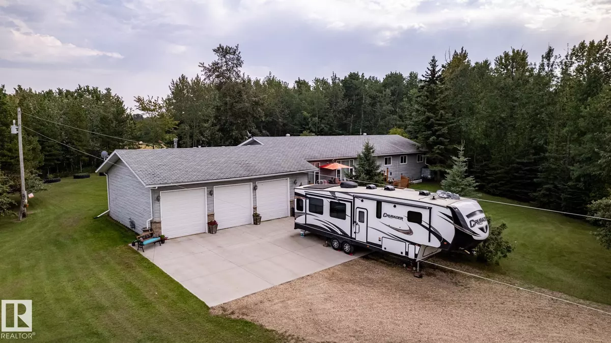 Rural Lamont County, AB T0B 0S0,553015 Range Road 202