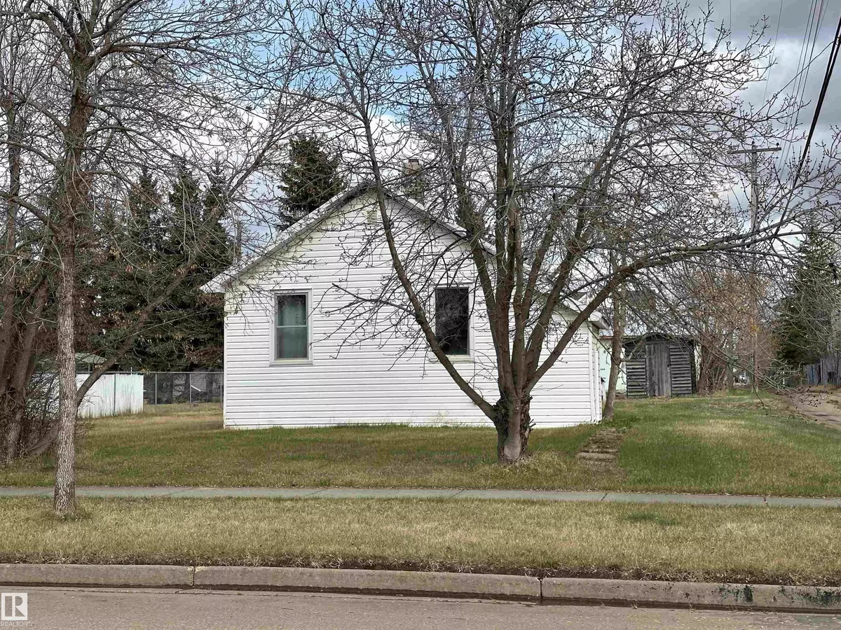 Lamont, AB T0B 2R0,5011 54 ST