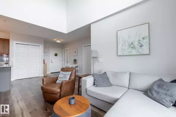 Edmonton, AB T6W 2J3,#512 1238 WINDERMERE WY SW