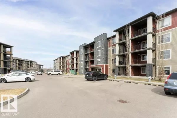 Edmonton, AB T6X 2C6,#123 107 WATT CM SW