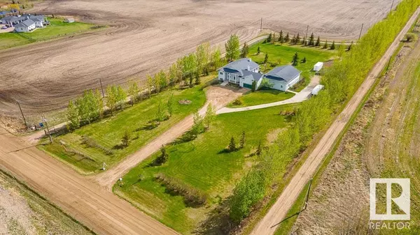 Rural Sturgeon County, AB T8T 0X6,54417 RGE RD 261