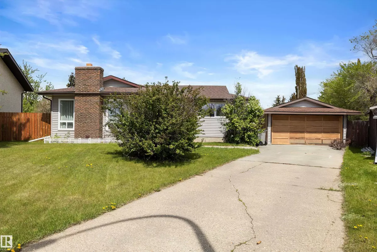 Morinville, AB T8R 1E2,9509 107 ST