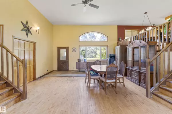 Rural Sturgeon County, AB T8R 0K3,21 55121 RGE RD 10