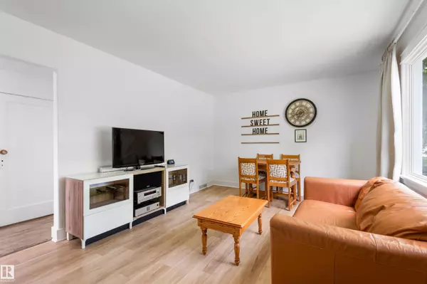 Leduc, AB T9E 5E6,5119 48 AV