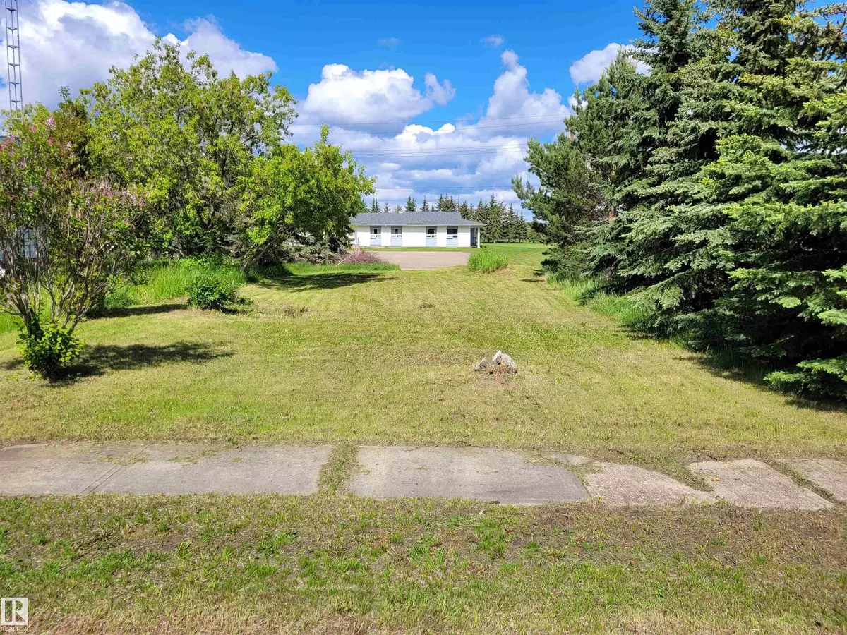 Willingdon, AB T0B 4R0,4814 53 AV