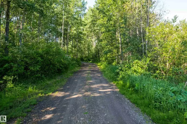 Rural Lac Ste. Anne County, AB T0E 1V0,#103 2306 TWP RD 540